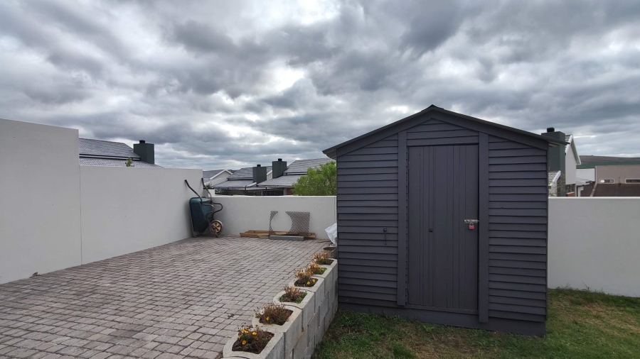 3 Bedroom Property for Sale in Hartenbos Heuwels Western Cape